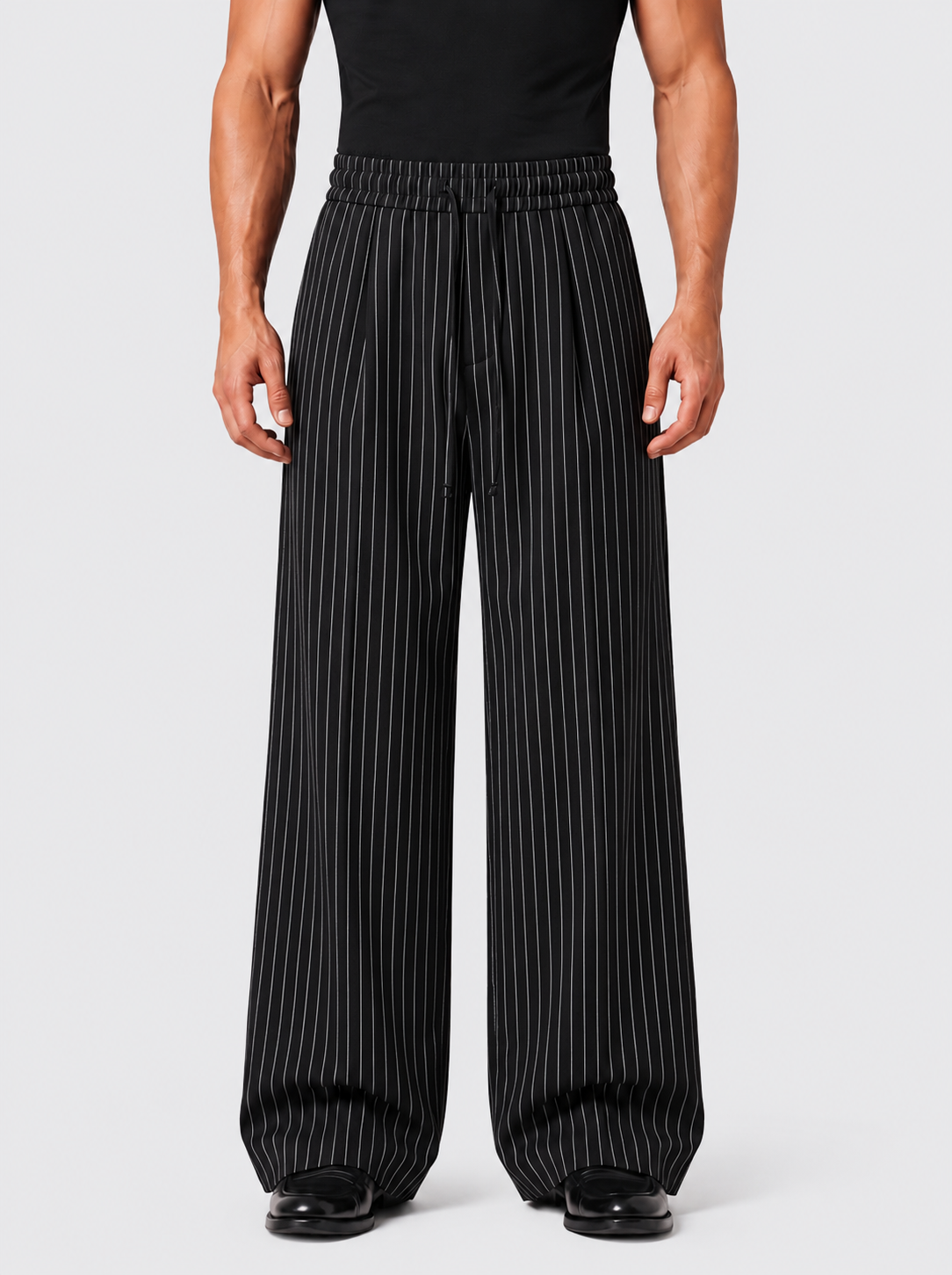 STRIPED BLACK Tailored Pants