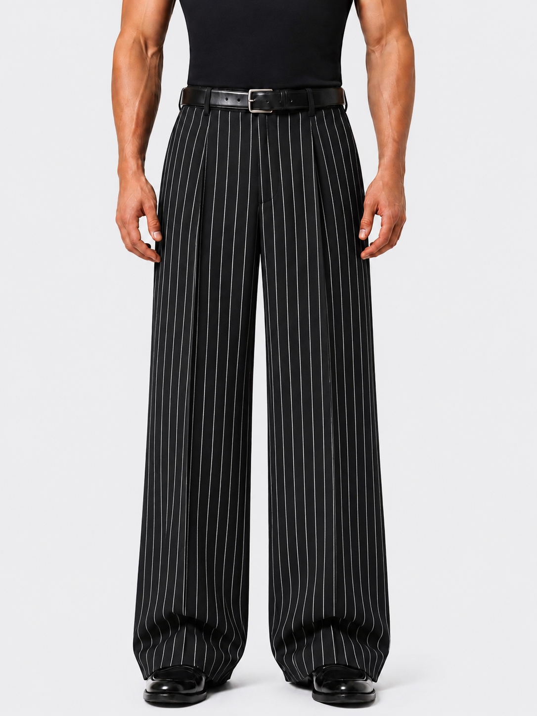 STRIPED BLACK Tailored Pants