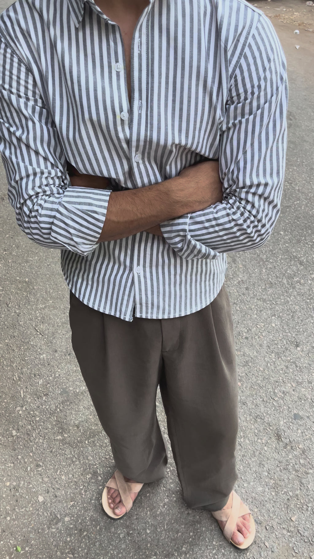 DARK GRAY STRIPED SHIRT