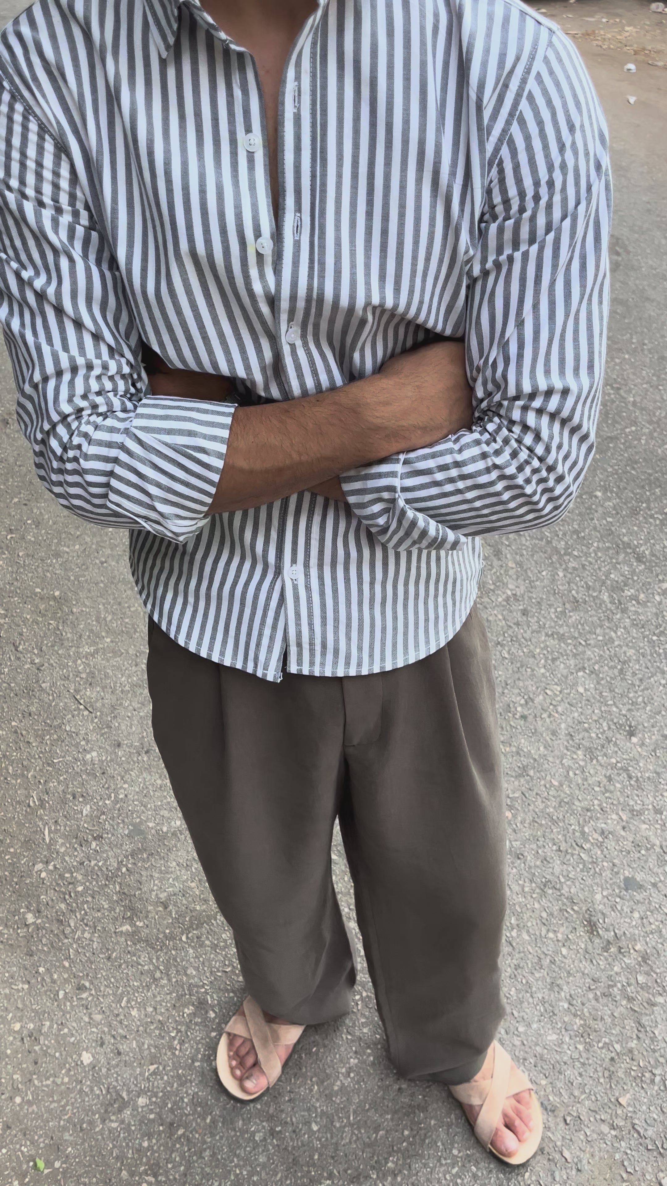 DARK GRAY STRIPED SHIRT
